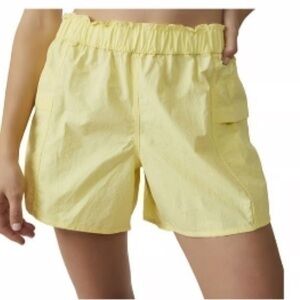 ✨FP MOVEMENT/FREE PEOPLE ✨ In The Wild Athletic Baggy Mid Rise Shorts NWOT Med